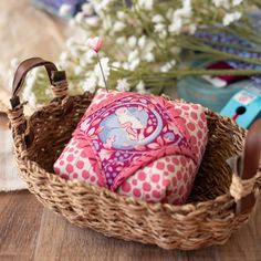 The Mini Cathedral Pinnie